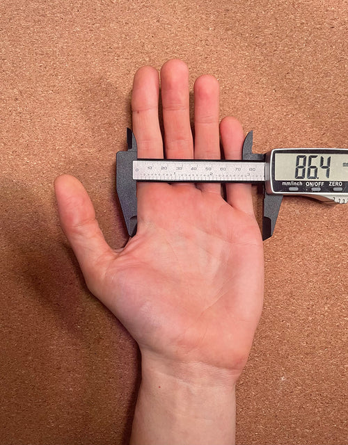 Handmessung für große Hände – Hävyx Größenberatung